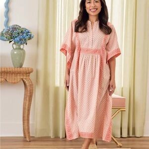 NWT 
Crown & Ivy Society Social  Caftan L-Xl - sold out